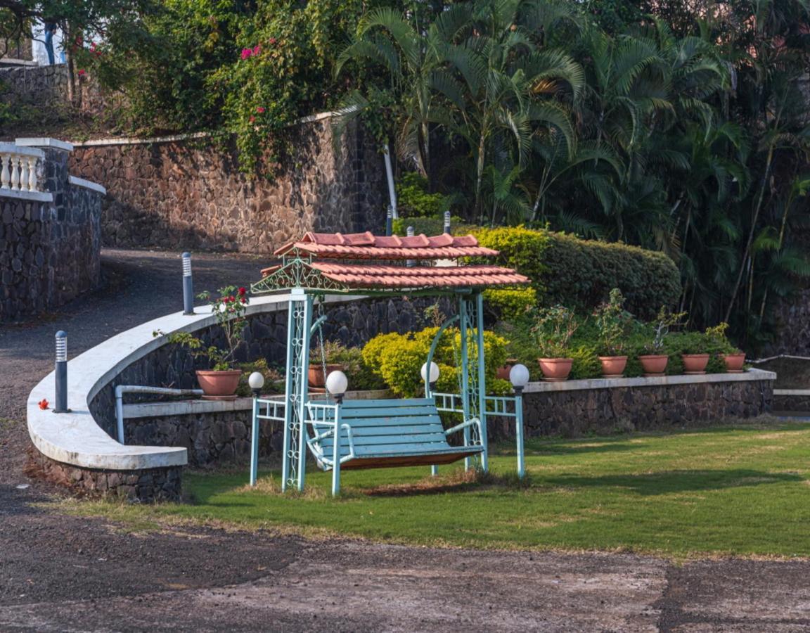 Saffronstays Aurelia, Panchgani - Balinese Villa With Breathtaking Valley Views Екстер'єр фото