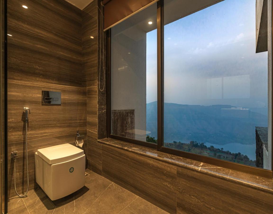 Saffronstays Aurelia, Panchgani - Balinese Villa With Breathtaking Valley Views Екстер'єр фото